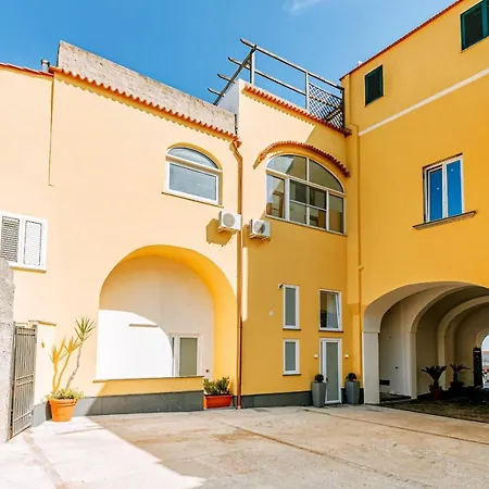 Casa Neval Lacco Ameno *